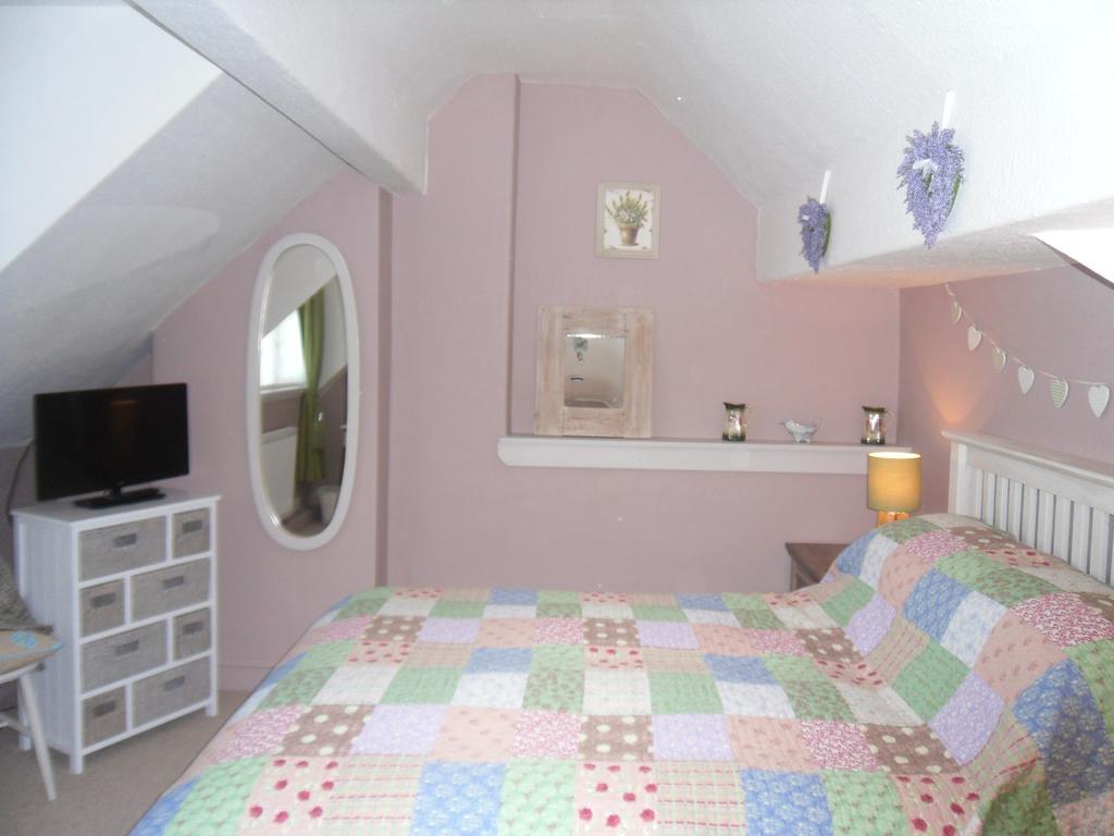 Claremont House Holiday Apartments Llandudno Habitación foto